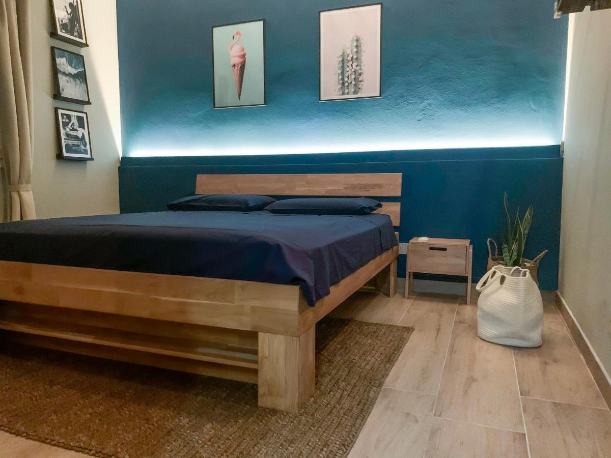 Apartment Charme And Relax With Garden And Swimming Pool ديسينسانو ديل غاردا المظهر الخارجي الصورة